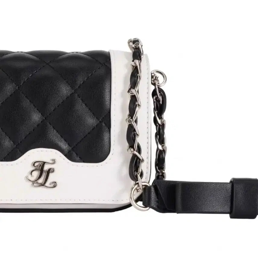 [BUNJANG] Belt Bag Black/White / 벨트백 블랙/화이트
