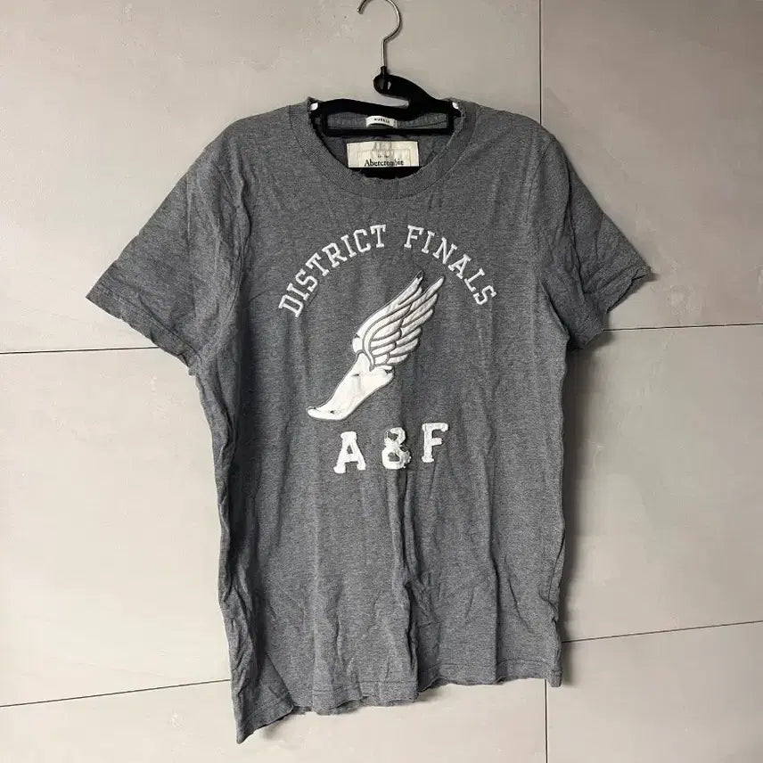 [BUNJANG] Abercrombie &amp; Fitch Spell Logo T-Shirt - Gray [L] / 아베크롬비 A&amp;F 스펠로고 티셔츠 그레이 [L]