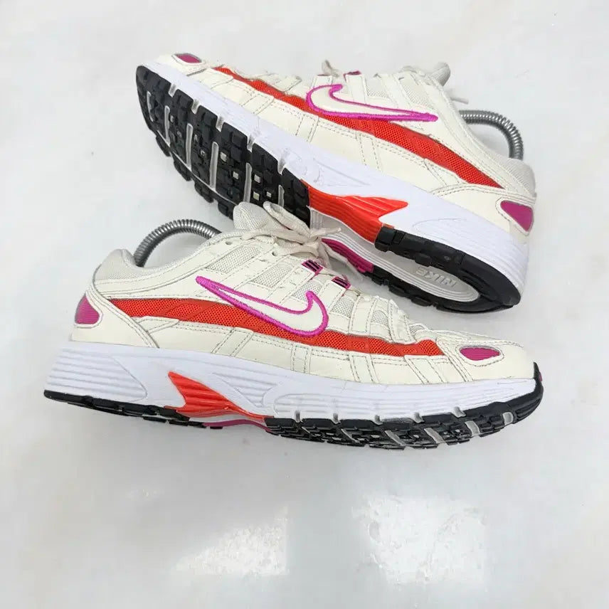 [BUNJANG] Nike P-6000 Pale Ivory Team Orange Running Shoes / (245)나이키 운동화 p6000 페일 아이보리 팀 오렌지 런닝화