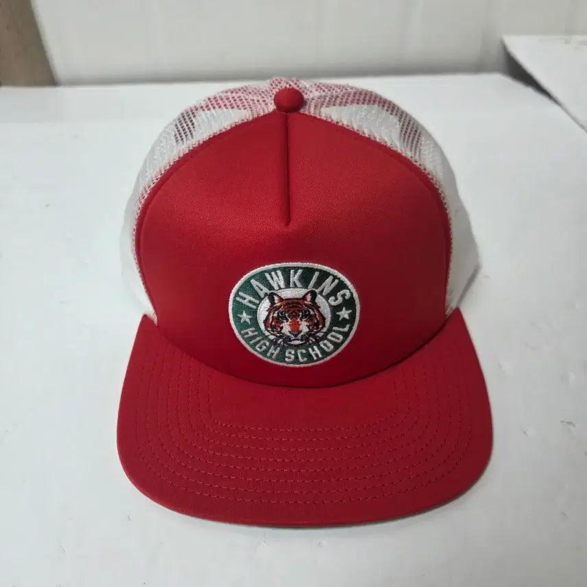 [BUNJANG] Nike Stranger Things Mesh Ball Cap / 나이키 기묘한 이야기 메쉬볼캡 레드앤화이트(F)