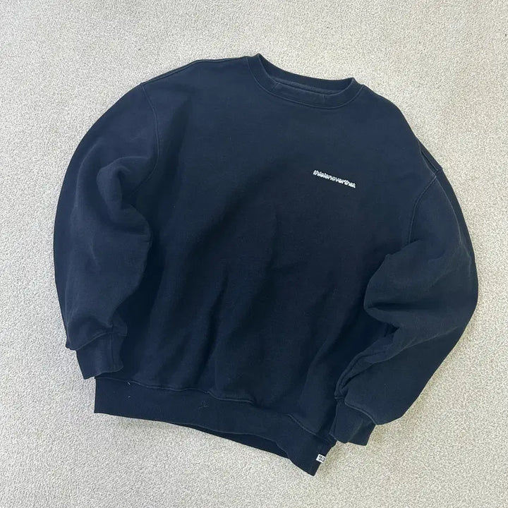 [BUNJANG] thisisneverthat Black Crewneck Sweatshirt / M 디스이즈네버댓 블랙 맨투맨 0323D