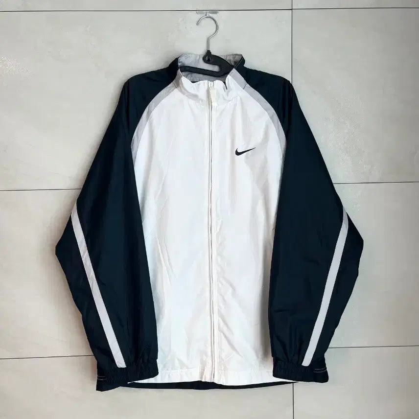 [BUNJANG] Nike Swoosh Windbreaker [M] / 00s 올드스쿨 나이키 스우시 바람막이 [M/95]