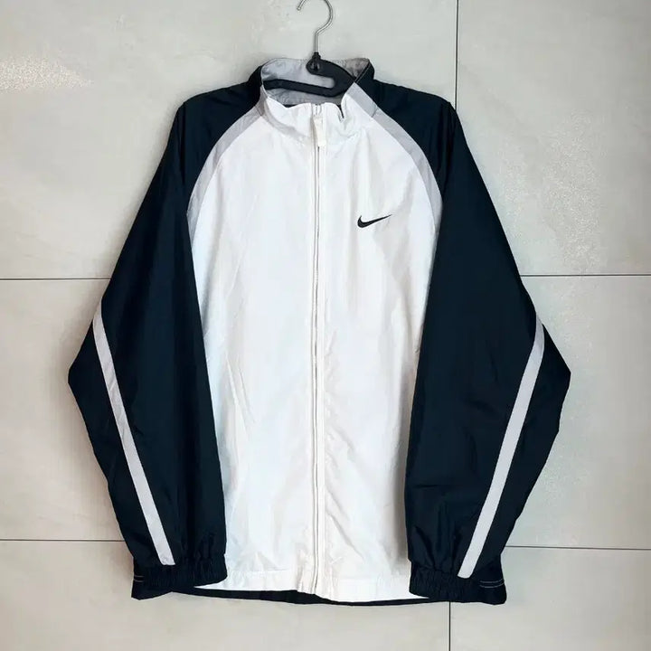 [BUNJANG] Nike Swoosh Windbreaker [M] / 00s 올드스쿨 나이키 스우시 바람막이 [M/95]