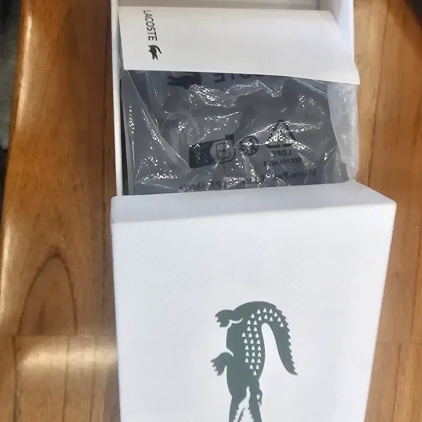 [BUNJANG] Lacoste Leather Wallet / 라코스테 가죽 지갑
