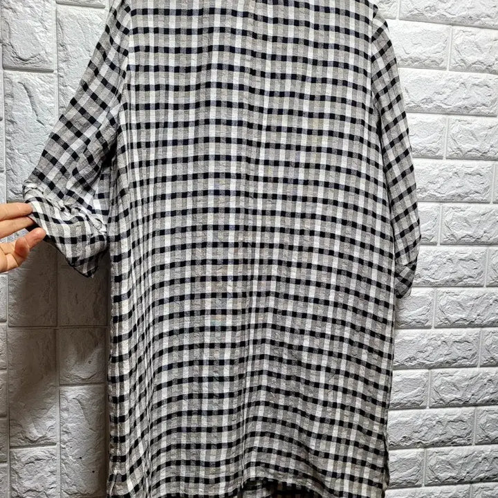[BUNJANG] Zishen Rayon Checkered 3/4 Sleeve Long Shirt / 지센 마.레이온 체크무늬 7부 셔츠 롱 남방