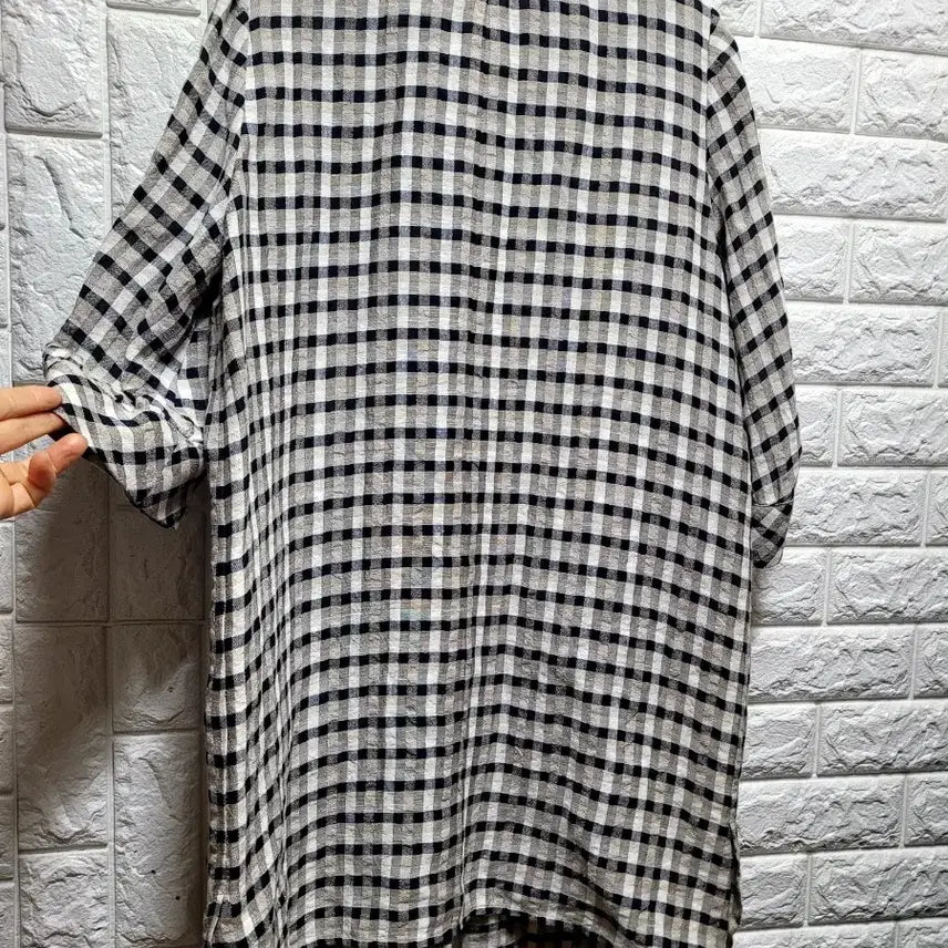 [BUNJANG] Zishen Rayon Checkered 3/4 Sleeve Long Shirt / 지센 마.레이온 체크무늬 7부 셔츠 롱 남방