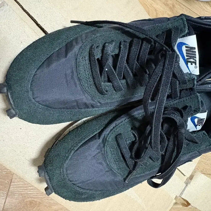 [BUNJANG] Nike Undercover Daybreak Sneakers / 나이키 언더커버 데이브레이크 240