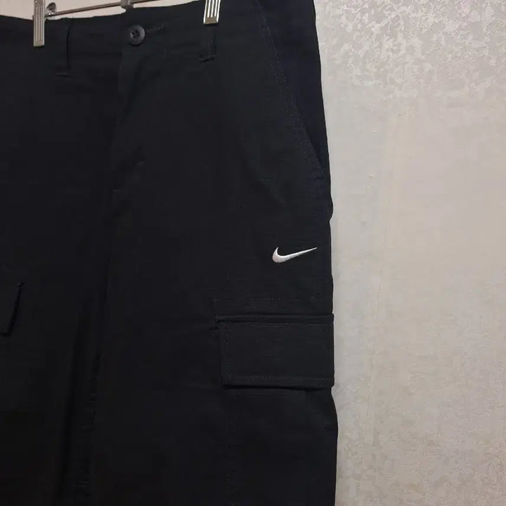 [SOLD OUT] 나이키 SB 커니 스케이트보딩 카고팬츠