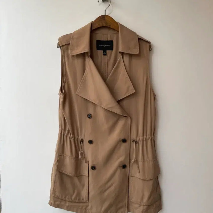 [BUNJANG] Banana Republic Beige Vest S / 바나나리퍼블릭 베이지색 조끼 S