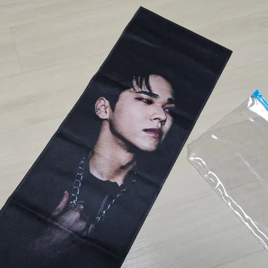 [BUNJANG] ONF Yuto Slogan / 온앤오프 미즈구치 유토 슬로건