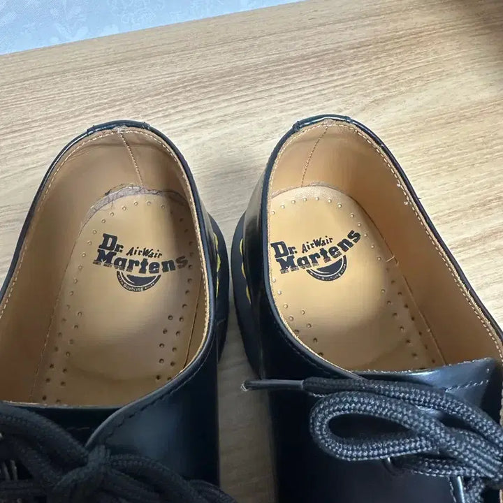 [SOLD OUT] (260,uk7) 닥터마틴 1461 스무스