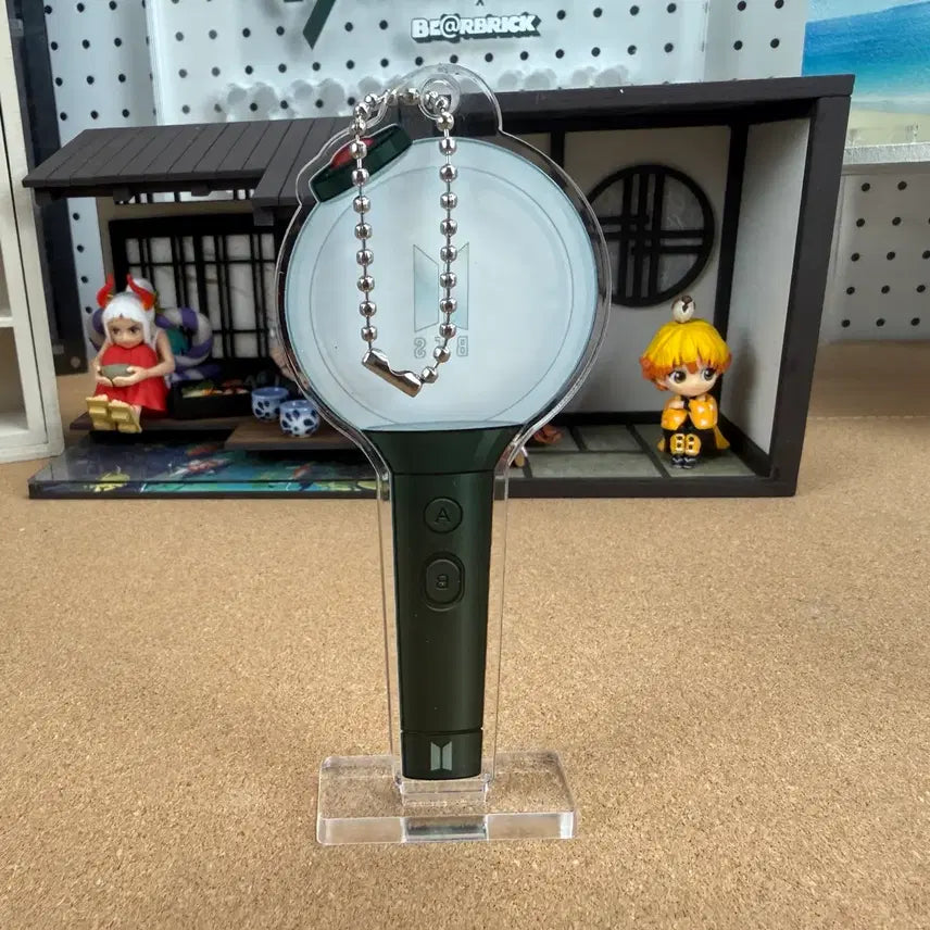 [BUNJANG] BTS Acrylic Lightstick Keyring Stand / BTS 방탄소년단 응원봉 아크릴 키링 스텐드