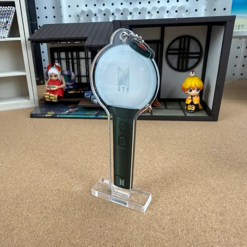 [BUNJANG] BTS Acrylic Lightstick Keyring Stand / BTS 방탄소년단 응원봉 아크릴 키링 스텐드