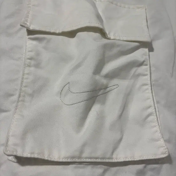 [BUNJANG] Nike White Anorak Windbreaker (Women&