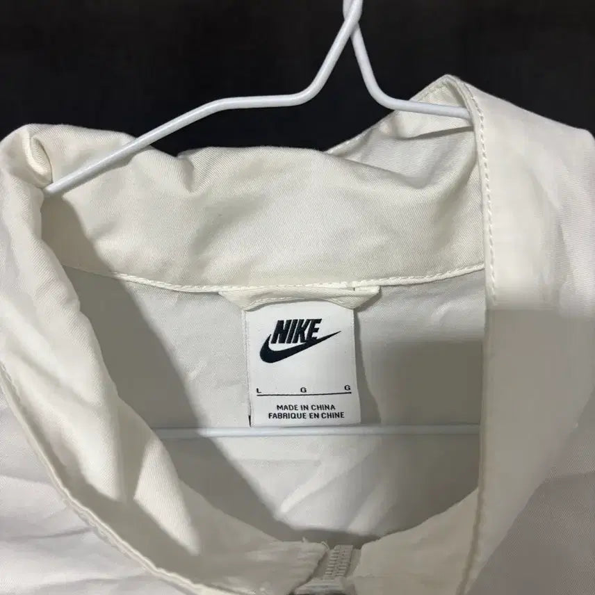 [BUNJANG] Nike White Anorak Windbreaker (Women&