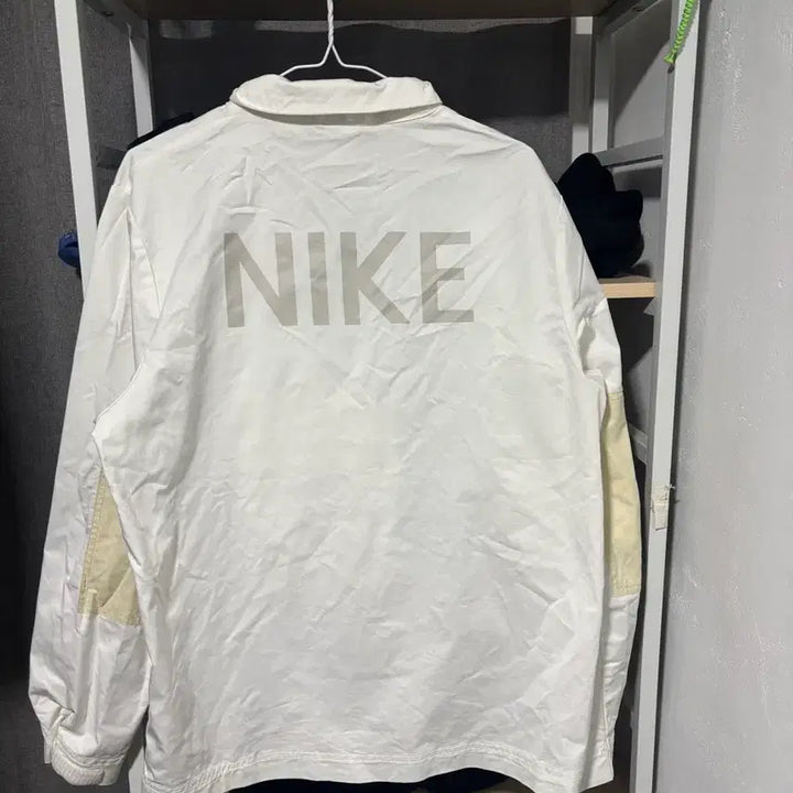 [BUNJANG] Nike White Anorak Windbreaker (Women&