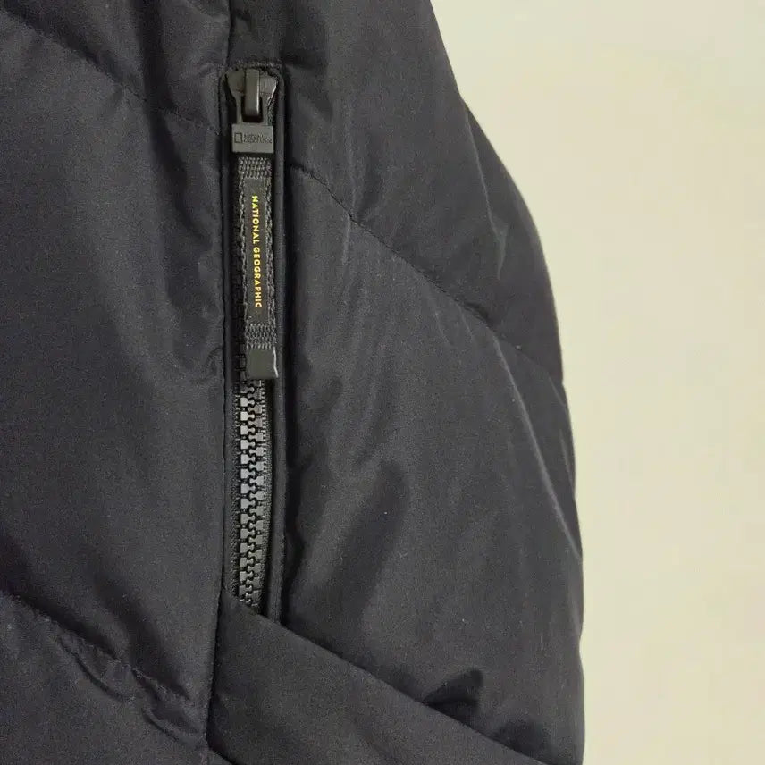 [BUNJANG] National Geographic Padded Vest / 네셔널지오그레픽 패딩조끼