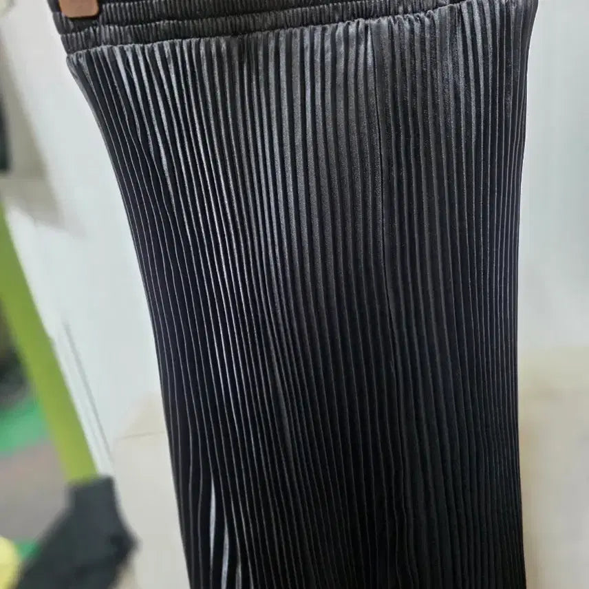 [BUNJANG] Black Pleated Long Skirt / 블랙 플리츠 롱 스커트