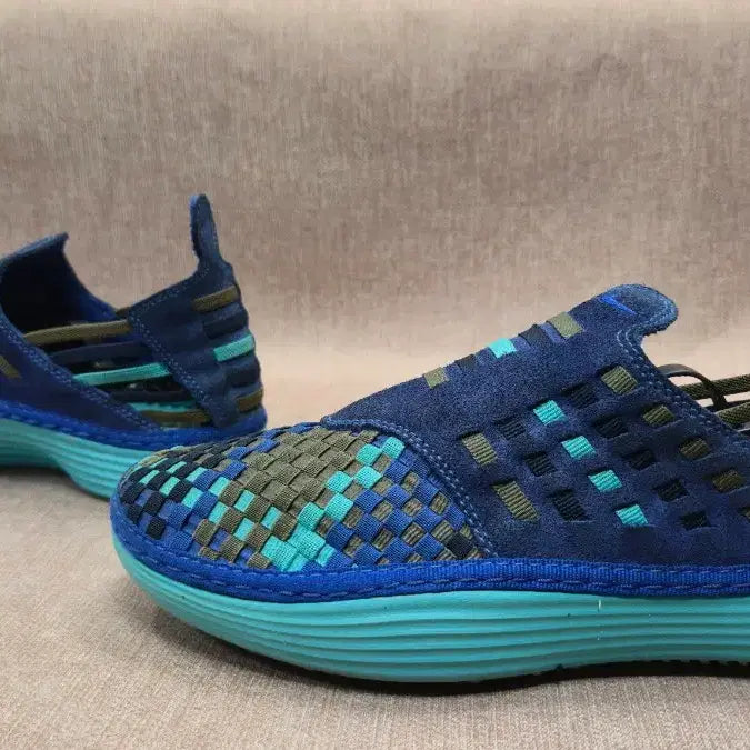 [BUNJANG] Nike Woven Motion Slip-On Sandals / 나이키 260mm- 우븐 모션 슬립온 블루 솔라소프트 남성 샌들