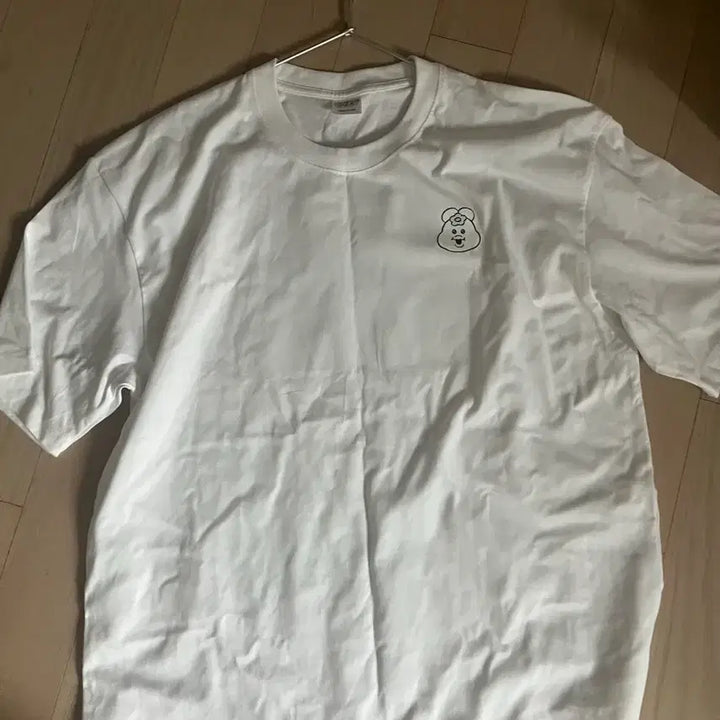 [BUNJANG] Onpo Cham  Short Sleeve T-Shirt / 음뽀챠무 티셔츠