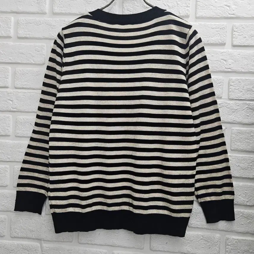 [SOLD OUT] A4141   브이넥 얇은니트