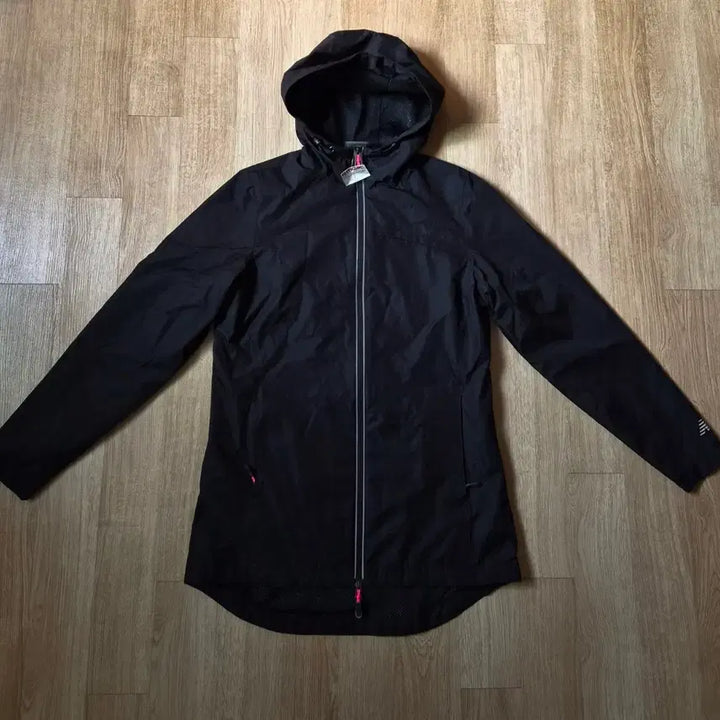 [BUNJANG] New Balance Black Windbreaker S Size / (택달린새상품)미국구매 검정색 뉴발란스 바람막이 S사이즈