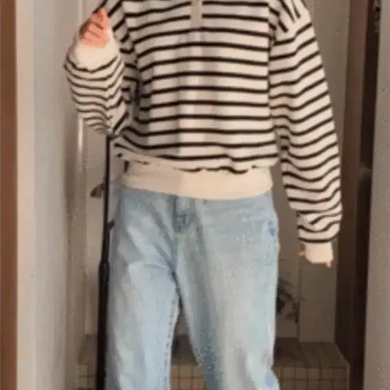 [BUNJANG] 98DoCii Black Stripe Sweatshirt Hoodie / 98도씨 포밍 블랙 스트라이프 맨투맨 후드티 교신가능