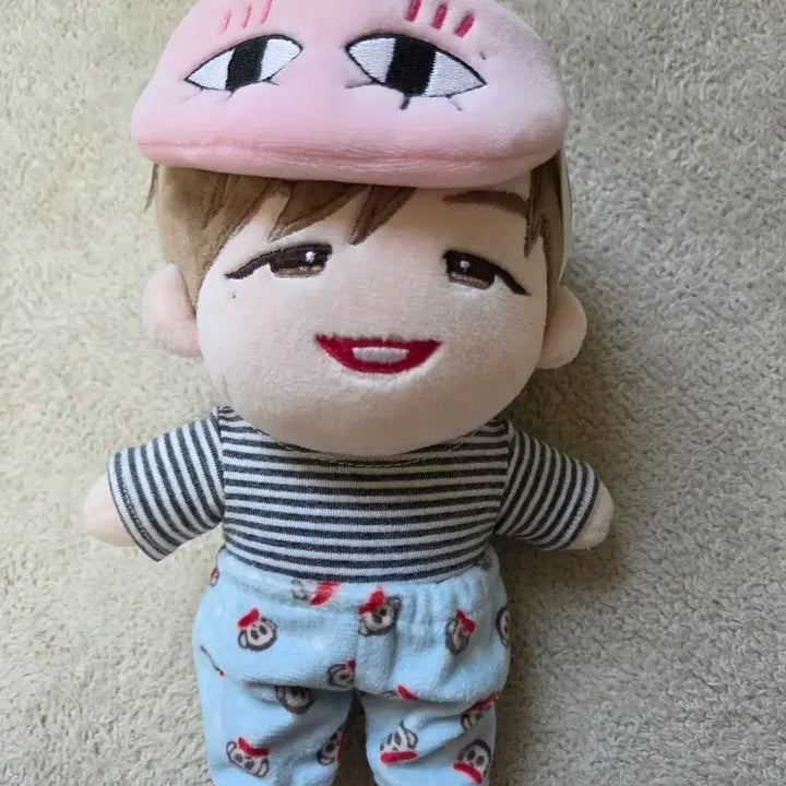 [BUNJANG] Kang Daniel Idol Doll Pajama Set / 위너원 강다니엘 아이돌 솜인형 잠옷세트