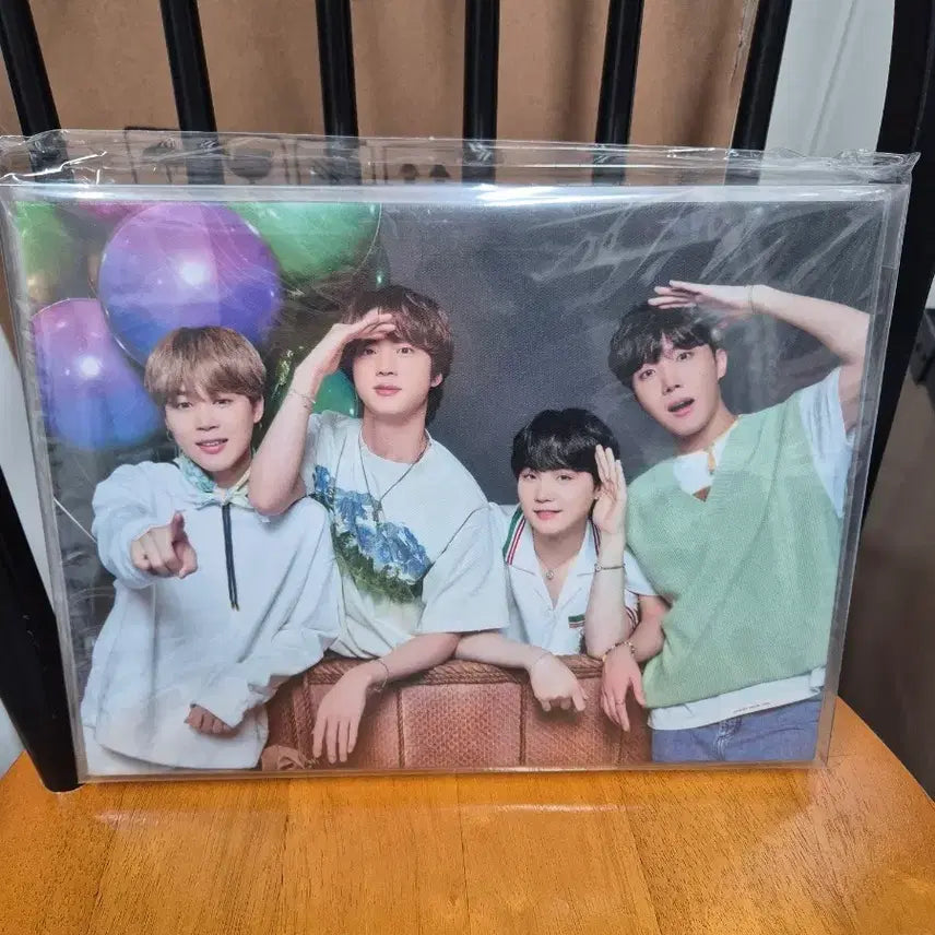 [BUNJANG] BTS Universe: Sowoozoo Canvas Photo / (미개봉)BTS 방탄소년단 소우주 캔버스 포토