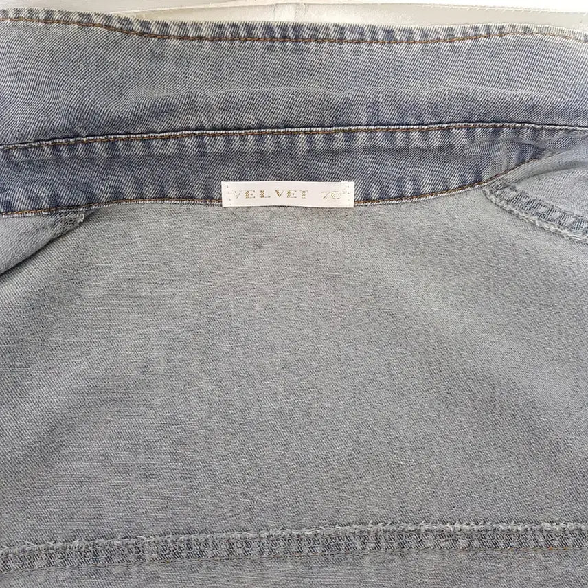 [BUNJANG] VEVET 70 Vintage Crop Denim Shirt / VEVET70/빈티지크롭데님셔츠/소재면/F(77)/파라오쇼핑