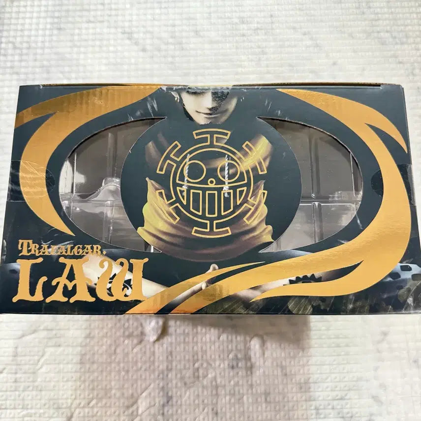 [BUNJANG] MegaHouse Trafalgar Law POP Figure / ((빠른처분))원피스 트라팔가 로우 메가하우스 POP 피규어