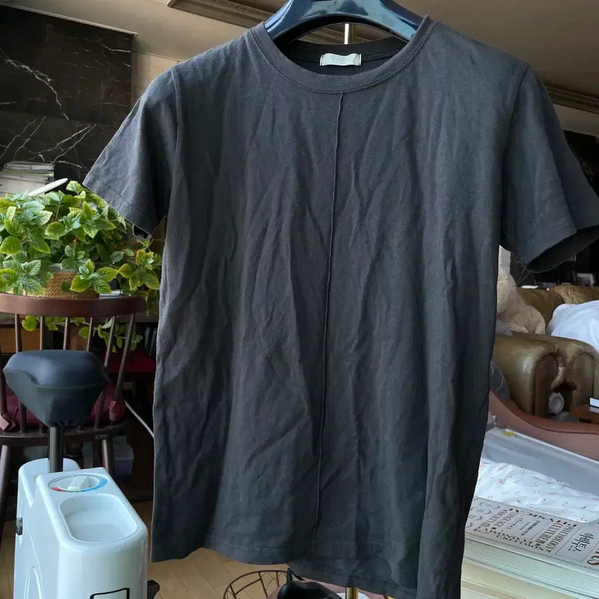 [BUNJANG] Charcoal Pin-Tuck Short-Sleeve T-Shirt / 여성 차콜 핀턱 반팔 티셔츠 44-66