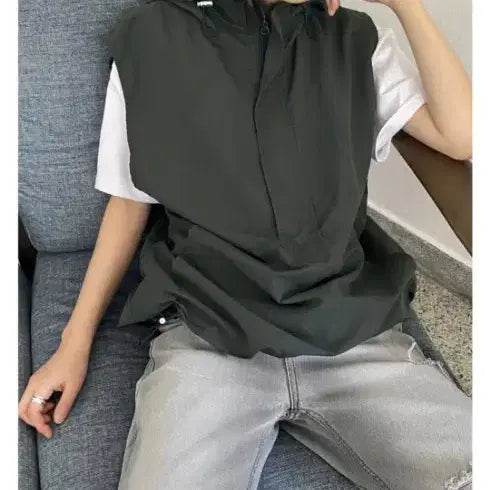 [BUNJANG] Hooded Anorak Vest Charcoal / 후드 아노락 조끼