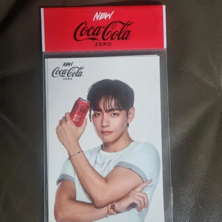 [SOLD OUT] 코카콜라 BTS 뷔 포카 엽서 새상품 1세트(4장)