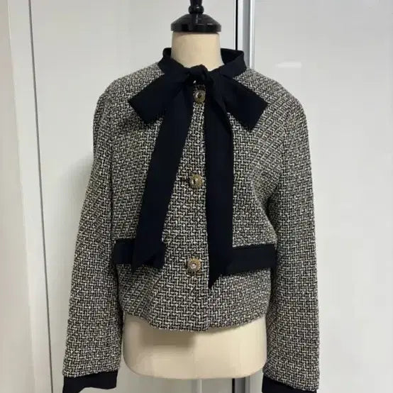 [BUNJANG] ZARA Ribbon Structure Blazer / 스페인 자라 리본 스트럭처 블레이저