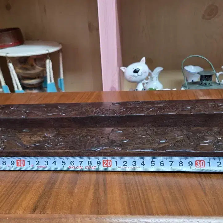 [SOLD OUT] 흑단목에 연꽃이 조각된 문진 한 쌍