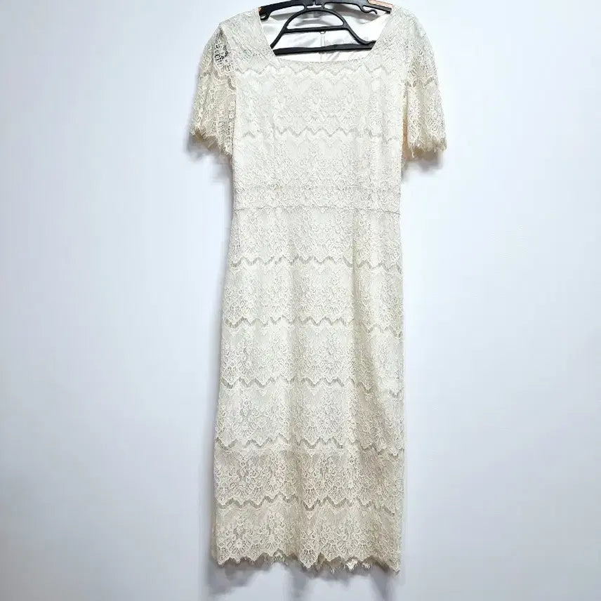 [BUNJANG] Serenity Ivory Lace Short-Sleeve Dress / serenity 아이보리 레이스 반팔 원피스