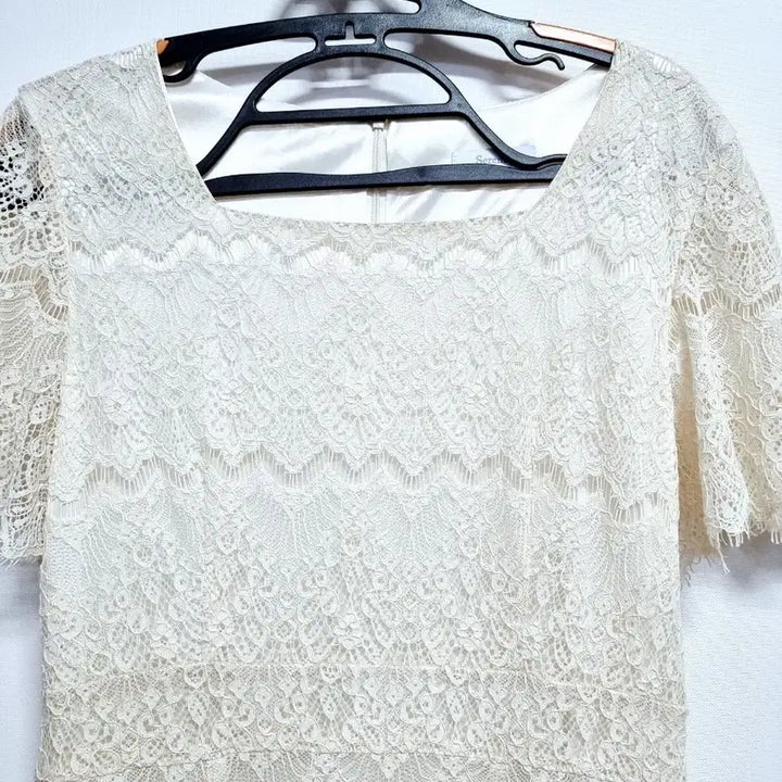 [BUNJANG] Serenity Ivory Lace Short-Sleeve Dress / serenity 아이보리 레이스 반팔 원피스