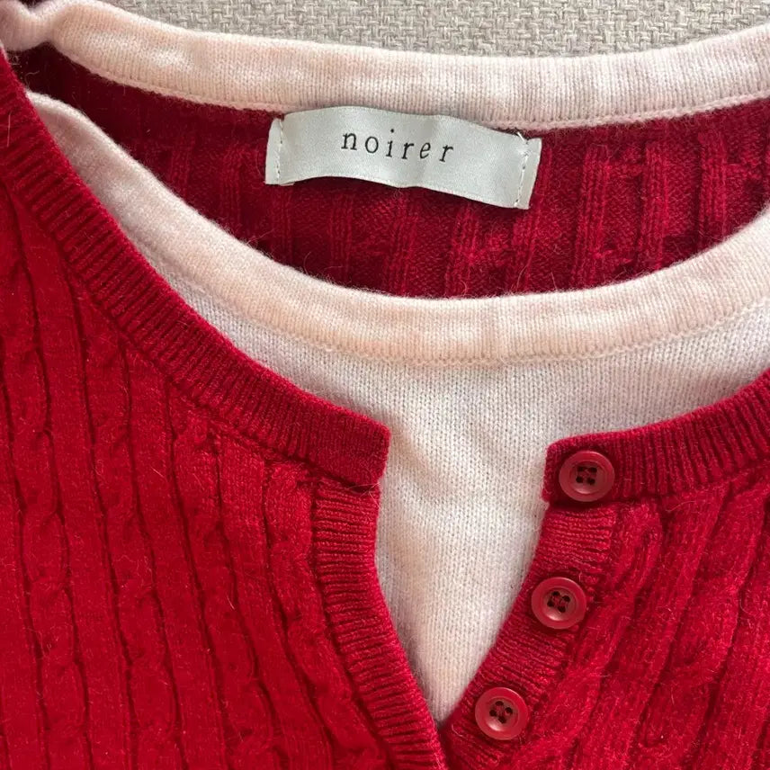 [BUNJANG] Noir Layered Henley Neck Signature Cable Knit / 노이어 레이어드 헨리넥 스그니처 케이블니트