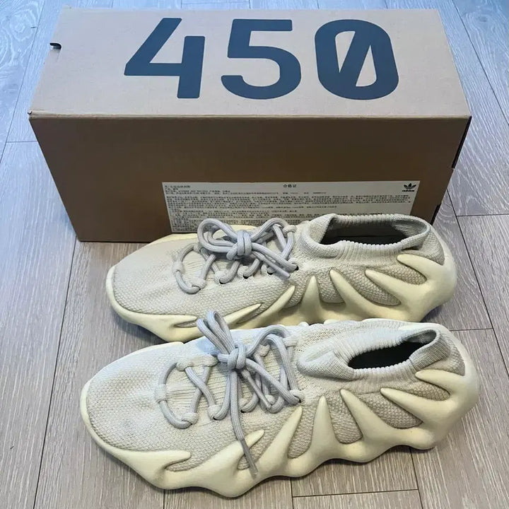 [BUNJANG] Adidas Yeezy Boost 450 Cloud White Sneakers / 이지부스트 450 og 클라우드 화이트 275