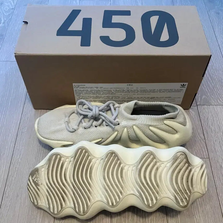 [BUNJANG] Adidas Yeezy Boost 450 Cloud White Sneakers / 이지부스트 450 og 클라우드 화이트 275