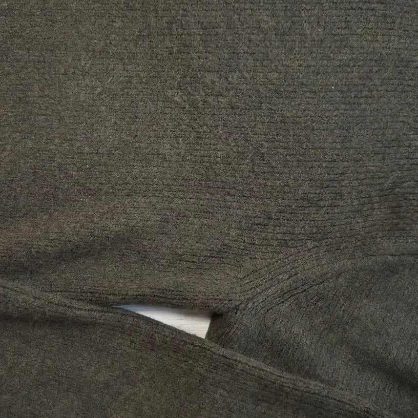 [BUNJANG] Uniqlo Khaki Half-Zip Knit Sweater / 유니클로 카키색 하프집업 니트 스웨터