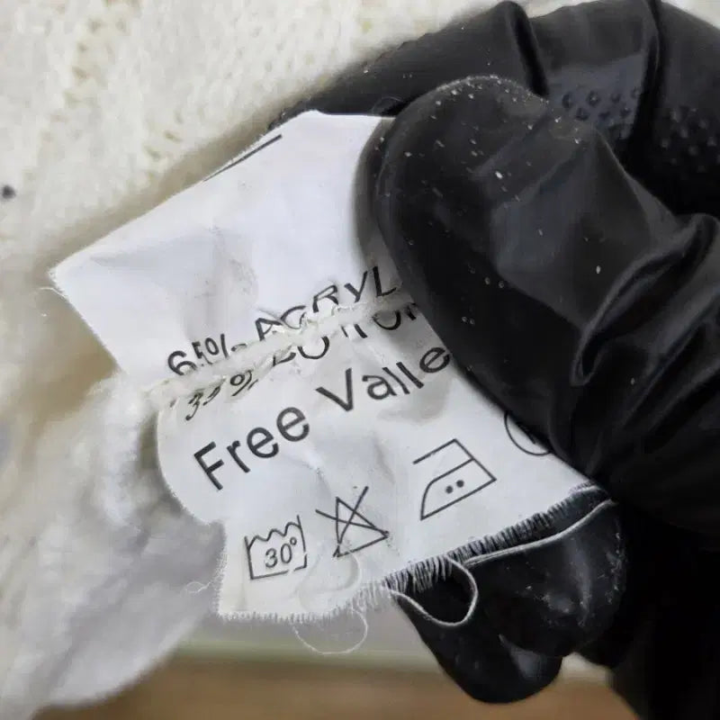 [BUNJANG] FREE VALLEY White Knit Top / FREE VALLEY 여성FREE 화이트 니트 M3963