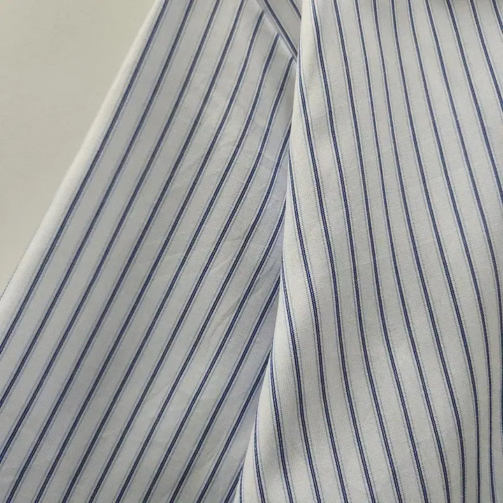 [BUNJANG] Vintage Basic Striped Light Blue Shirt L / 빈티지 베이직 스트라이프 라이트 블루 셔츠 L