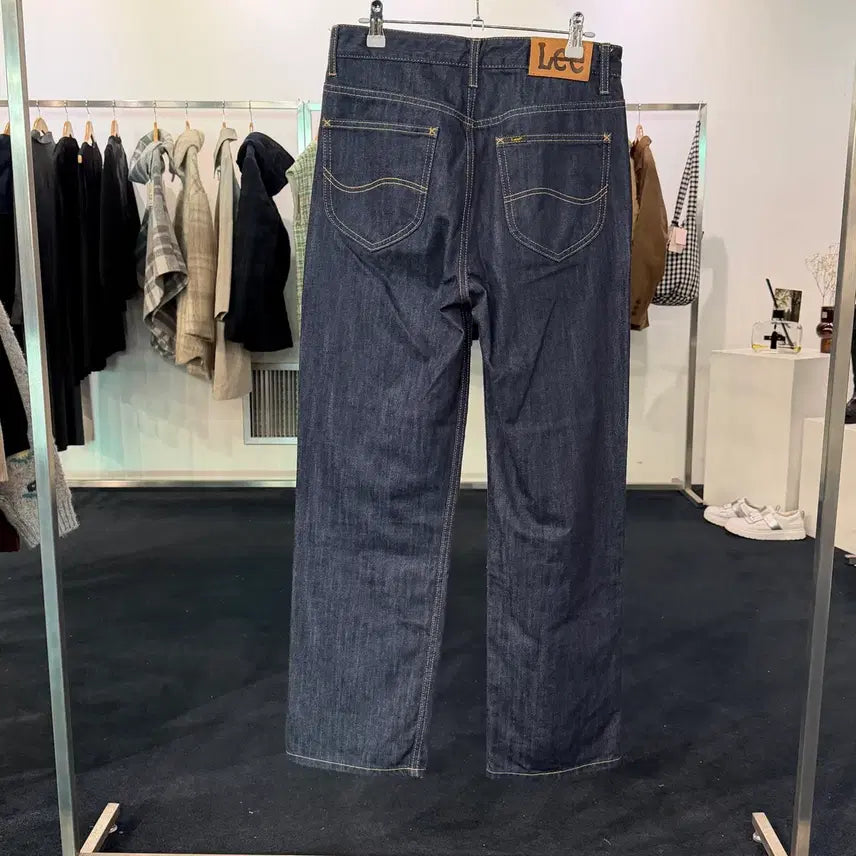 [BUNJANG] Lee Cordura Mid-Wash Denim Jeans / [택포] [28] Lee 코듀라 중청 데님 청바지