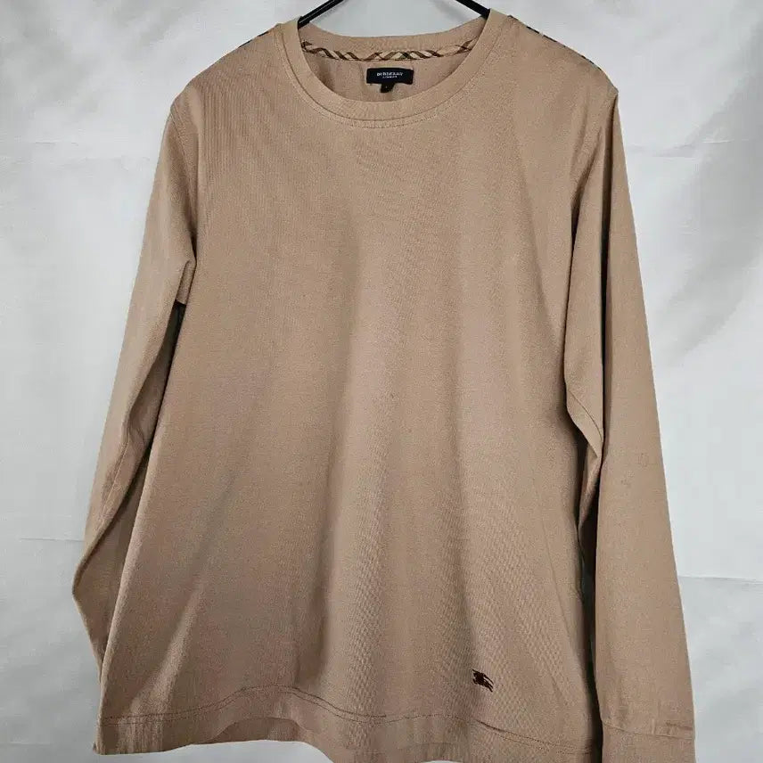 [BUNJANG] Burberry Nova Check Trimmed T-shirt / 버버리 어깨 노바 체크 패턴 티셔츠