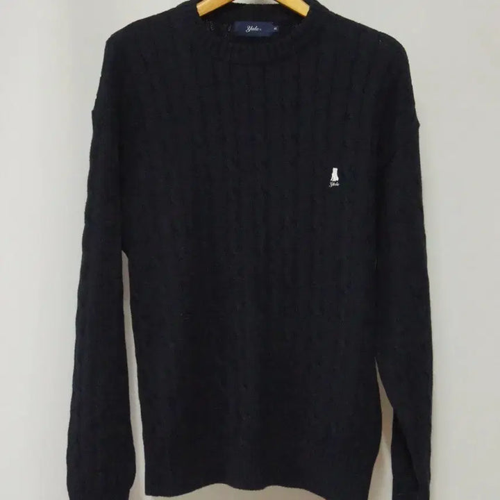 [BUNJANG] Yale Cable Knit Round Neck Sweater (Navy) / YALE 예일 꽈배기 라운드 니트 남성100