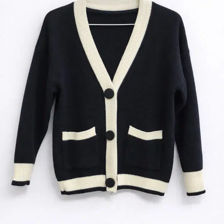 [SOLD OUT] 배색 브이넥 가디건 네이비