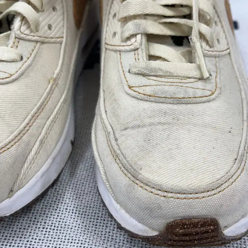 [BUNJANG] Nike Air Max 90 SE Sneakers 240 / 나이키 에어맥스 90 SE 스니커즈 운동화 240 E02802