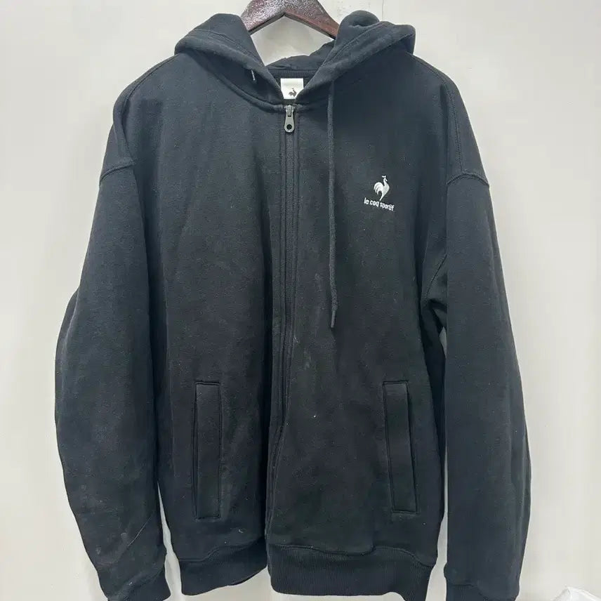 [BUNJANG] Le Coq Sportif Black Hooded Zip-up Jacket / [만원 아라비아빈티지]르꼬끄 스포르티브 블랙 후드 집업 105